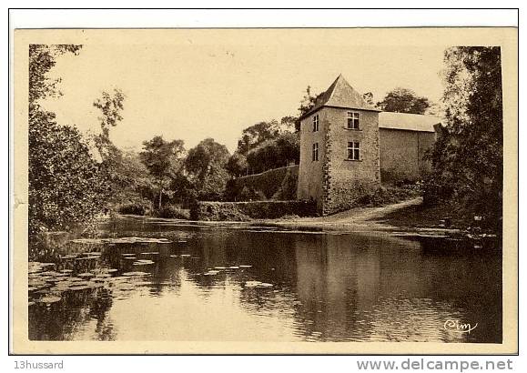 Carte Postale Ancienne Vivonne - Château De Marigny. La Vieille Tour - Vivonne