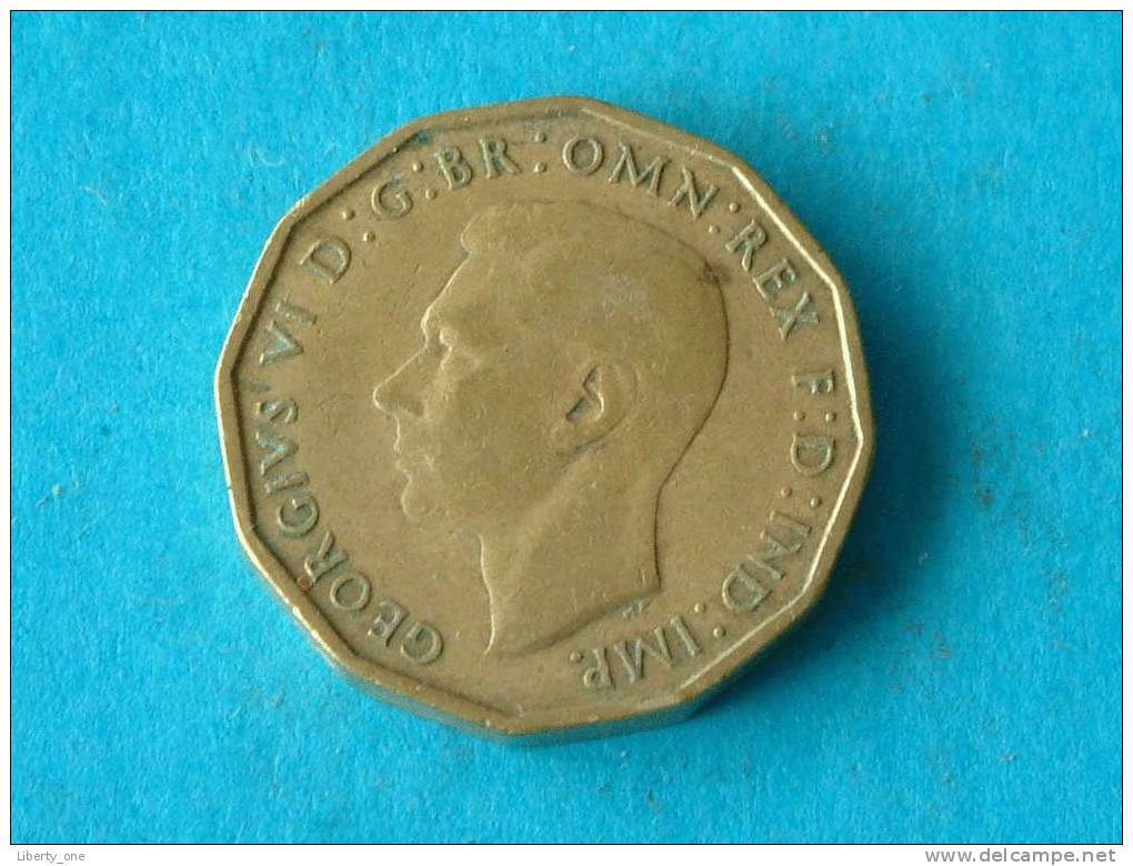 1940 - THREE PENCE / KM 849 ( For Grade, Please See Photo ) ! - F. 3 Pence