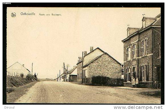 15113  -   Ortheuville  La  Route Vers  Bastogne - Tenneville