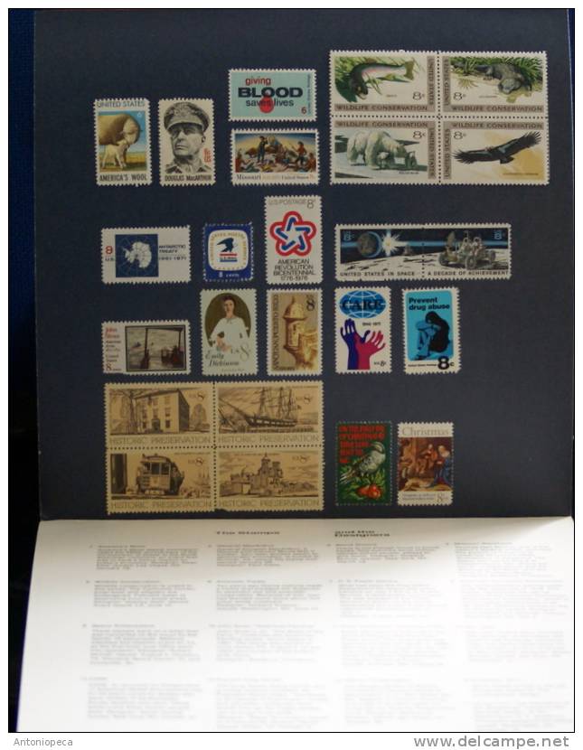 Francobolli USA ANNATA 1971 - ALL THE STAMPS OF THE YEAR 1971 IN THE BOUCLET OF US POSTAL SERVICE - Collections