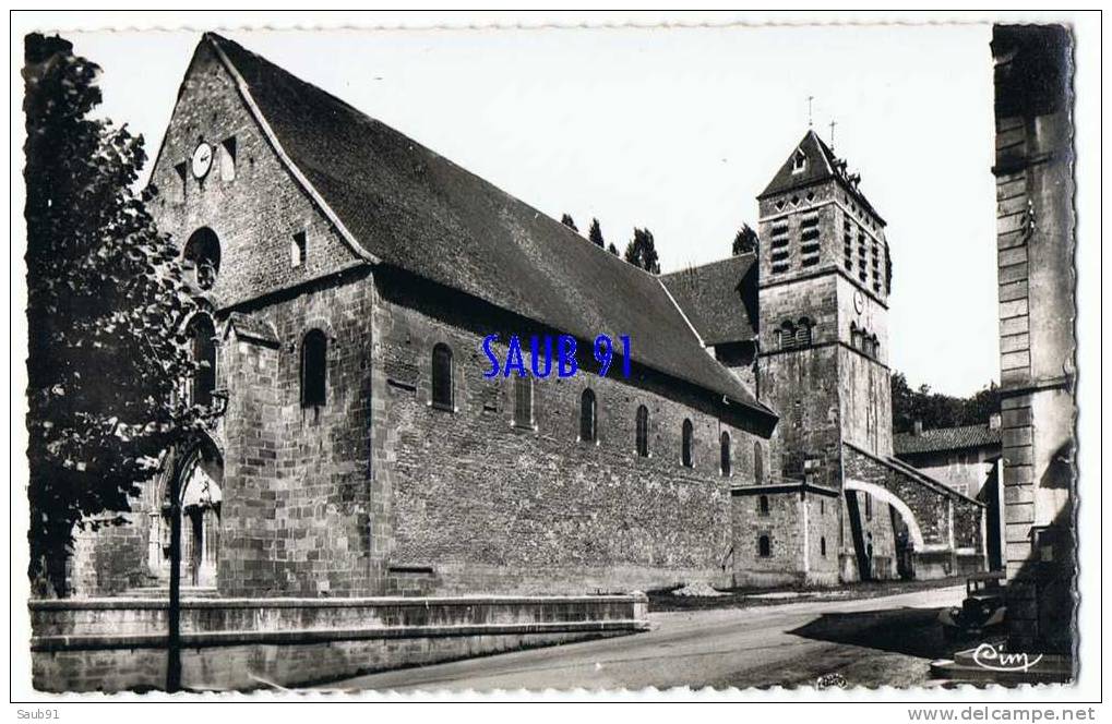 Saint-Chef-Eglise Du XIème Siècle- Combier-N°3-Non Circulé-Réf:5788 - Saint-Chef