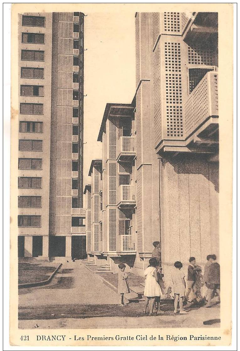 Cpsm 93 DRANCY  Les Premiers Gratte Ciel De La Région Parisienne , Animée - Drancy