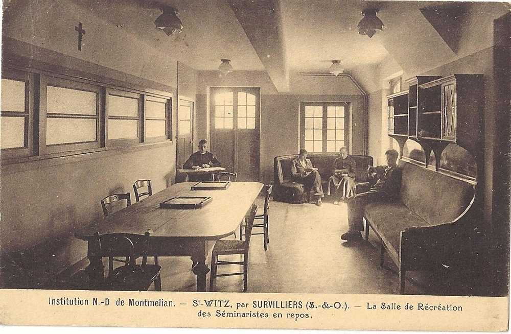 VAL D OISE 95.SAINT WITZ.LA SALLE DE RECREATION DES SEMINARISTES EN REPOS - Saint-Witz