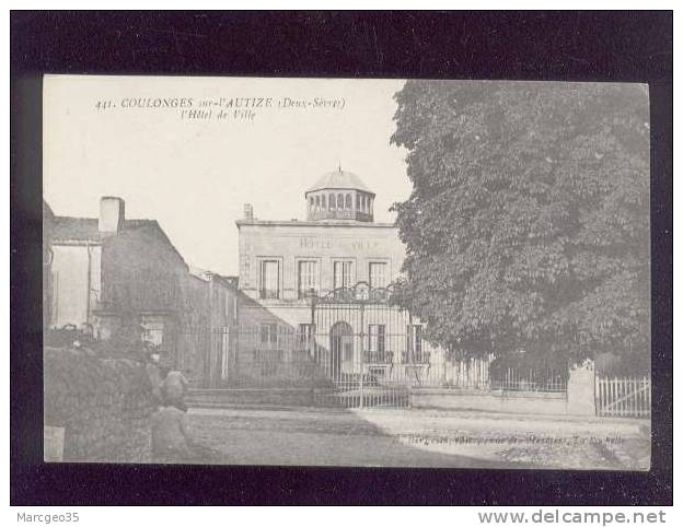 Coulonges Sur L'autize L'hôtel De Ville édit Bergevin N° 441 - Coulonges-sur-l'Autize