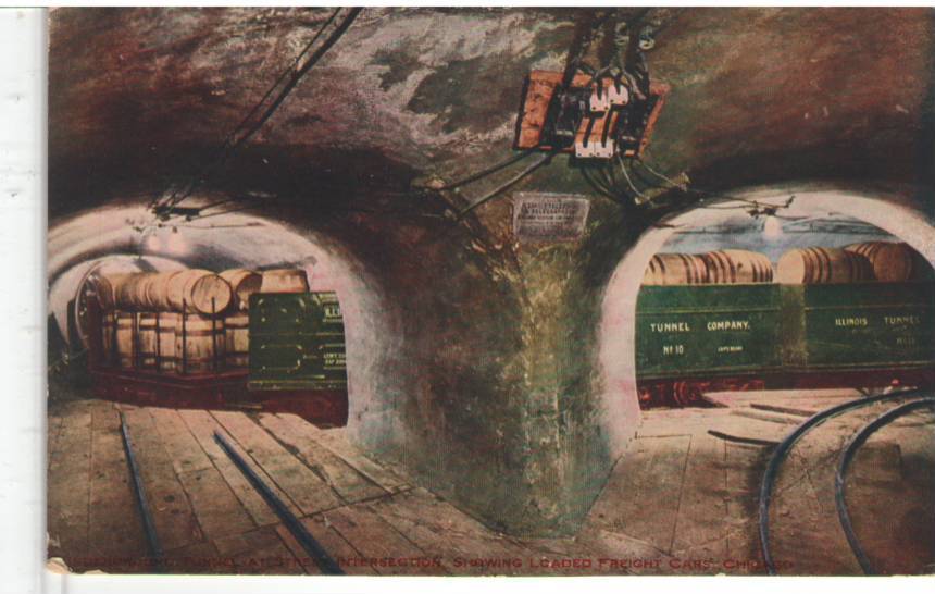 Underground Tunnel At Street Intersection Showing Loaded Freight Cars, Chicago - Ouvrages D'Art