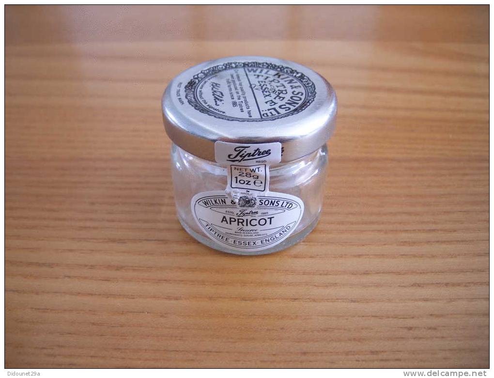 Pot De Confiture Miniature En Verre WILKIN & SONS "ABRICOT" 4x4cm , 28g (vide) - Other & Unclassified