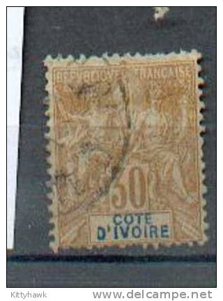 Codi263 - YT 9 Obli  Dents Du Bas Courtes - Used Stamps