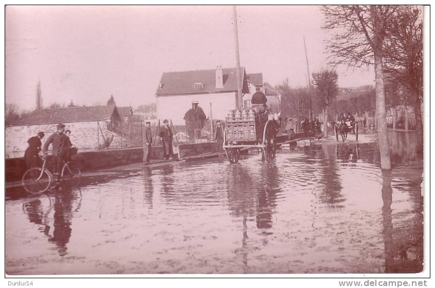 Inondations En Janvier 1910... Avenue Félix Faure ( Département ?...Région Ile De France ?..( Carte Photo Recto-Verso ) - Ile-de-France