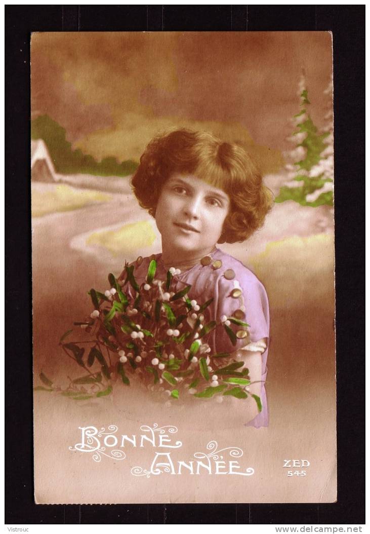 Petite Fille Avec Bouquet De Gui - Circulé - 1920 - Circulated - Gelaufen. - Autres & Non Classés