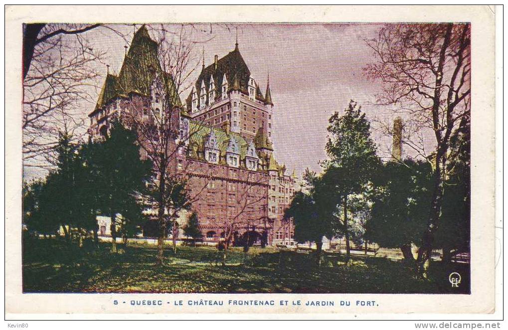 CANADA Québec Le Château Frontenac Et Le Jardin Du Fort Cpa Couleur - Québec - Château Frontenac