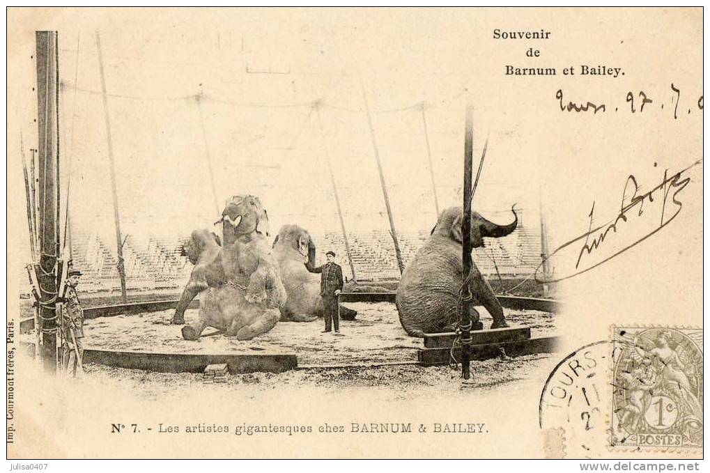 CIRQUE BARNUM ET BAILEY Représentation Des éléphants - Cirque
