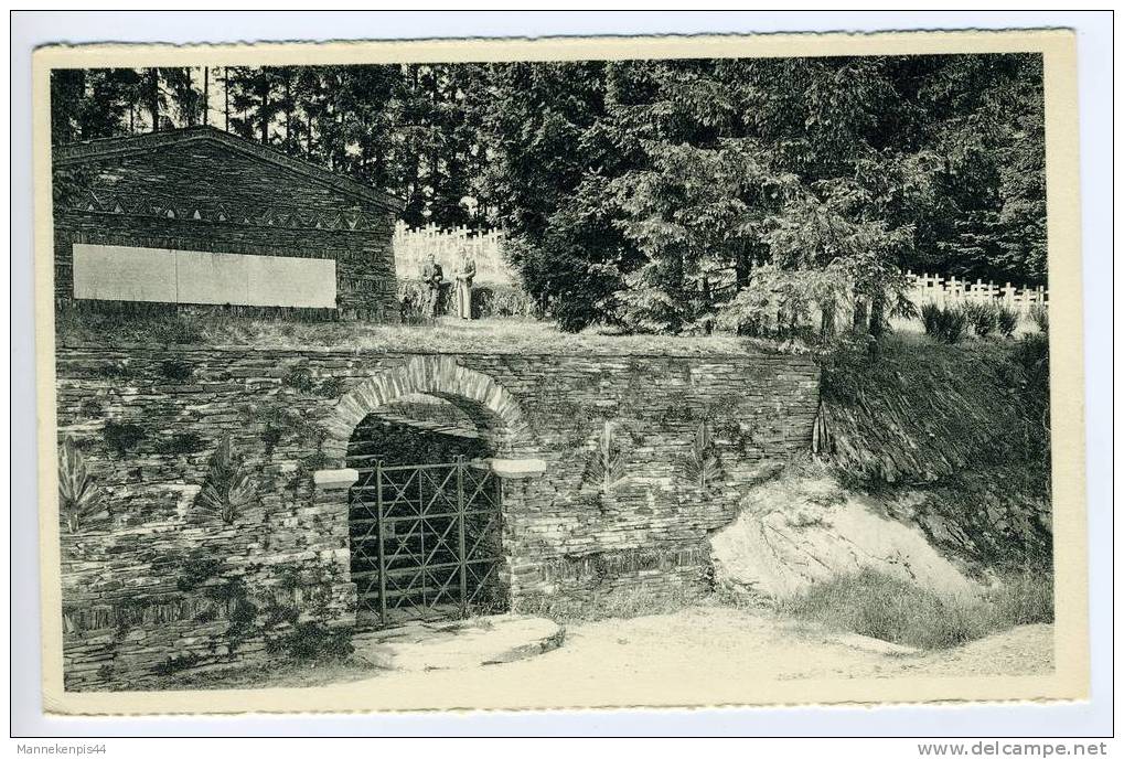 Neufchâteau - Le Cimetière Militaire Français - Neufchâteau