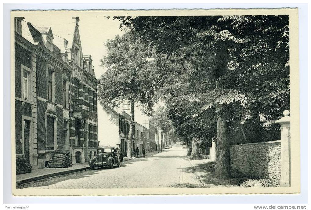 Neufchâteau - Avenue De La Gare - Neufchâteau