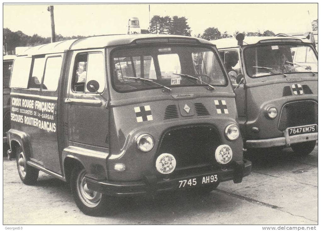 CPA  PREMIER VEHICULE SECOURISTE EN 1960.... - Croix-Rouge