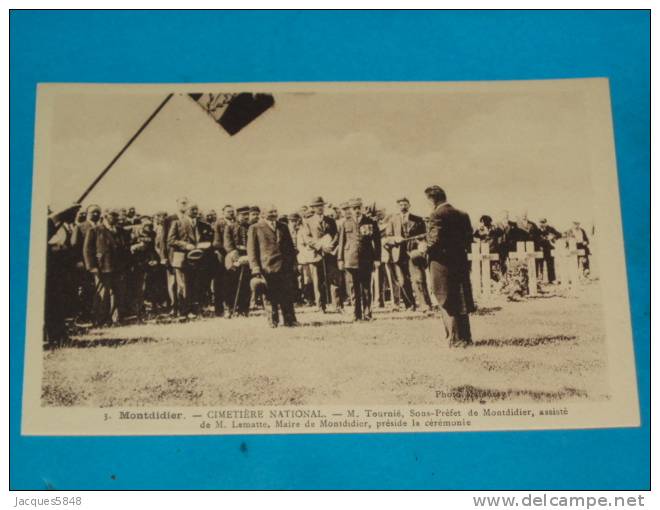 80) Montdidier - N° 3 - Cimetière National ;  Mr Tournier ; Sous Préfet Et Mr Lematte Maire -le 21/6/36 -EDIT. Malaurey - Montdidier