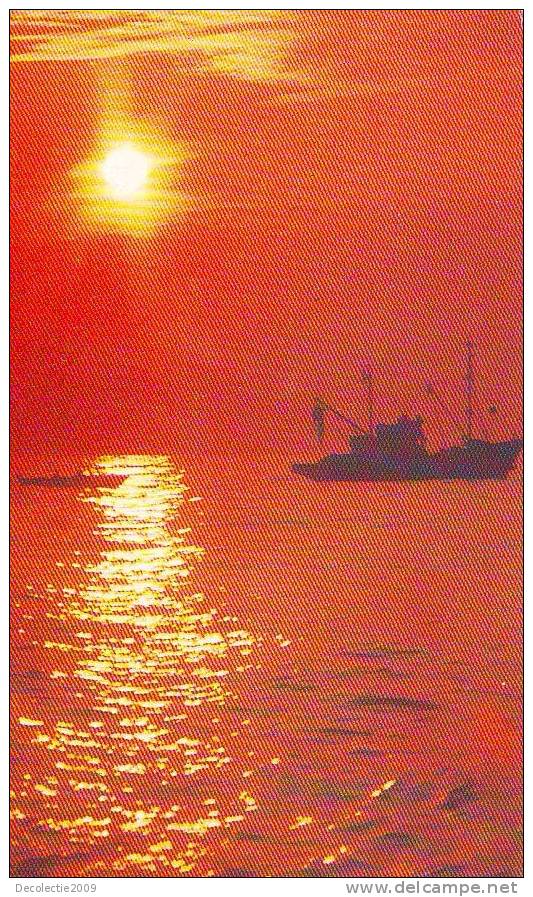 Zs1742 Ship Bateaux Georgian SSR Sunset On The Sea Used 1987 PPC Good Shape - Georgië