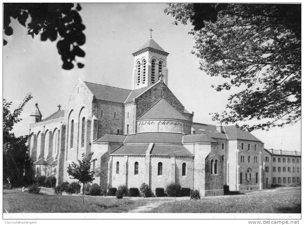 DOURGNE (81) Abbaye D'Encalcat - 1952 - Dourgne
