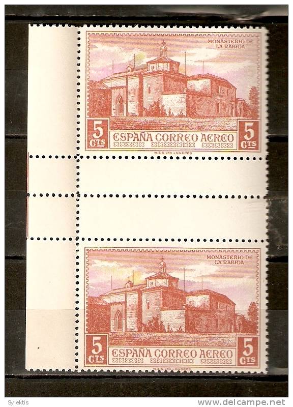 SPAIN 1930 5c GUTTER PAIR IBERO MNH - Unused Stamps