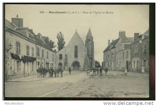 41 MARCHENOIR / Place De L'Eglise Et Mairie / - Marchenoir