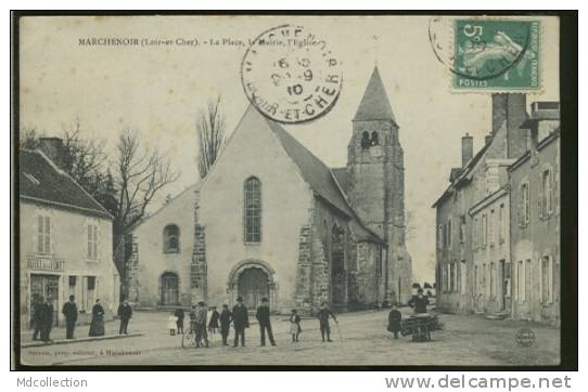 41 MARCHENOIR / La Place, La Mairie Et L'église / - Marchenoir