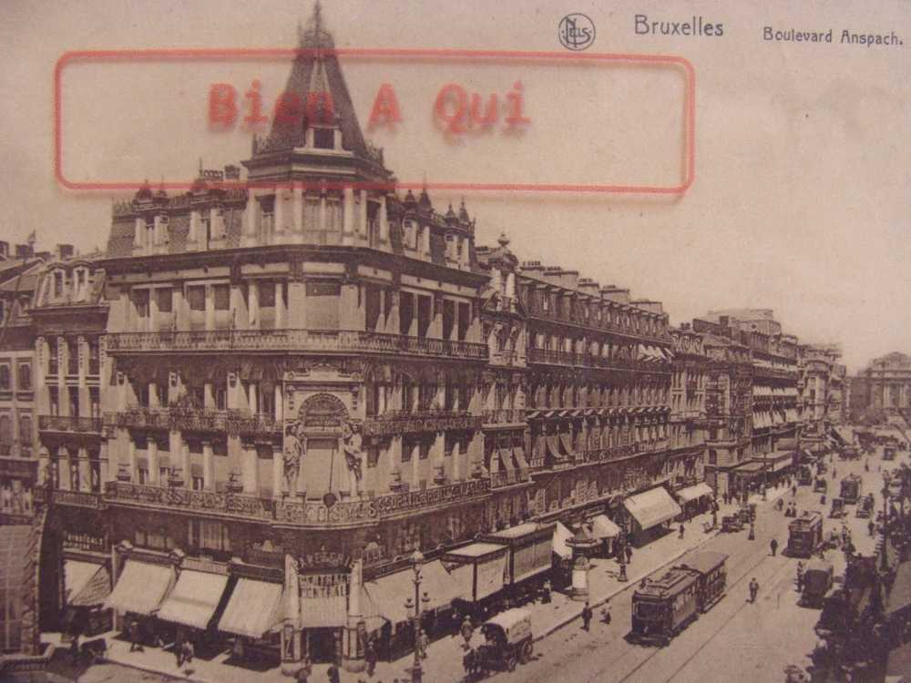 BRUXELLES Le Boulvard ANSPACH Carte Tres Annimée Au Centre Gros Plan Sur La Papeterie Centrale - Avenues, Boulevards