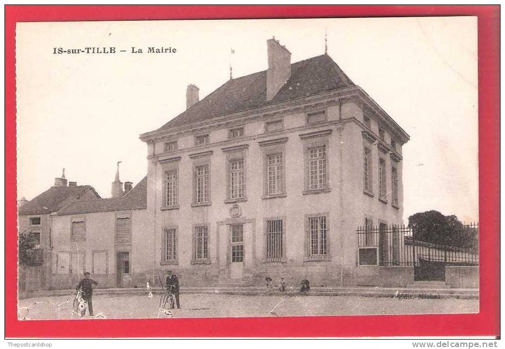CPA 21   IS-SUR-TILLE La Mairie Animée - Is Sur Tille