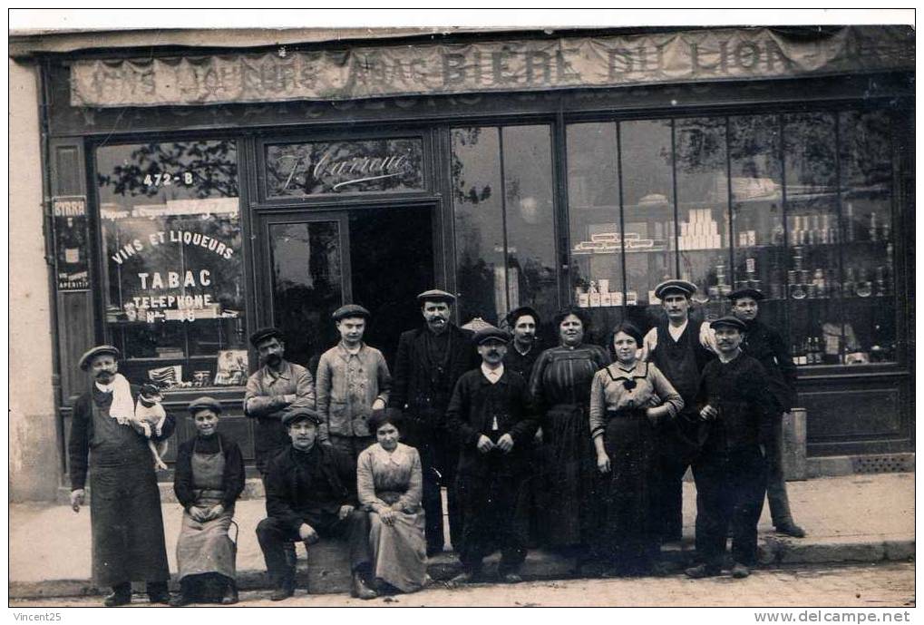 CARTE PHOTO CAFE BIERE DU LION PUBLICITE BYRRH LIQUEURS PARIS REGION  A LOCALISE SITUE IDENTIFIE - Ile-de-France