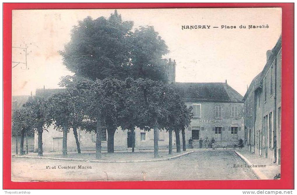 CPA 25 NANCRAY La Place Du Marché LOIRET AVEC TIMBREES - Altri & Non Classificati