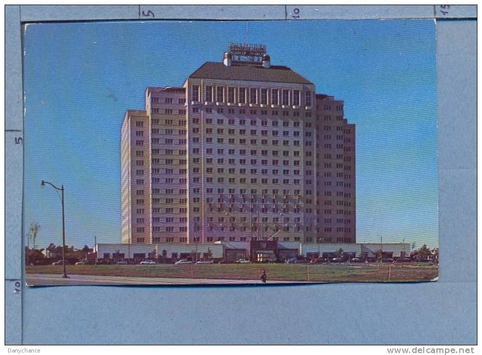 A953 HOUSTON TEXAS SHAMROCK HOTEL VG - Houston