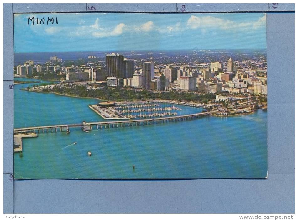 A997 MIAMI BEACH FLORIDA MIAMARINA VG - Miami Beach