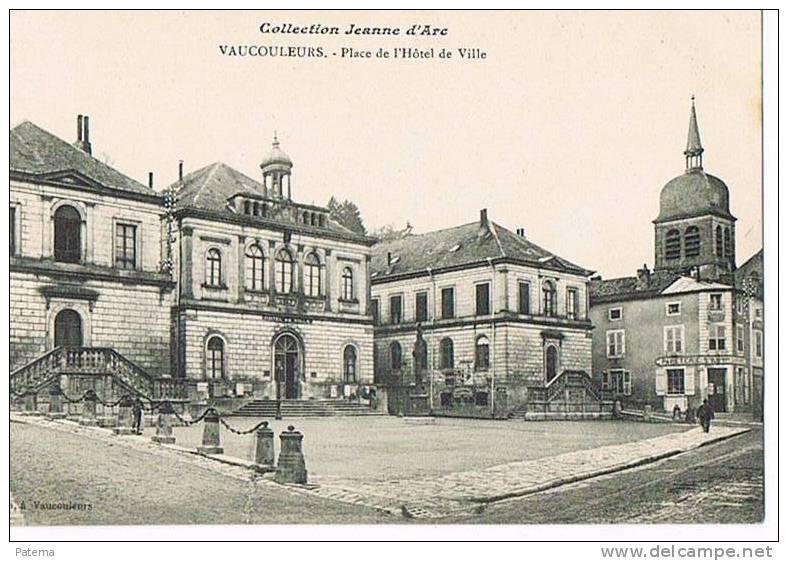 Postal, VAUCOULEURS, Plaza Del Hotel, ( Francia) , Post Card, Postkarte - Otros & Sin Clasificación