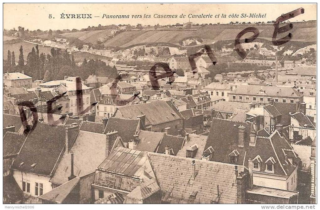 évreux ( Eure) Panorama Vers Les Casernes De Cavalerie Et La Cote St Michel En 1915 - Evreux