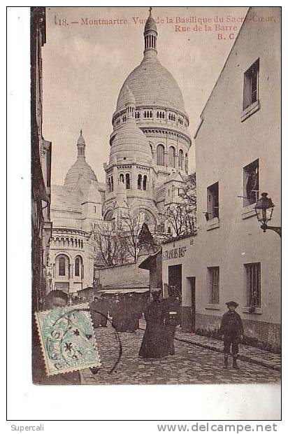 REF14.324  PARIS XVIII°   MONTMARTRE. VUE DE LA BASILIQUE DU SACRE-COEUR. RUE DE LA BARRE - Arrondissement: 18