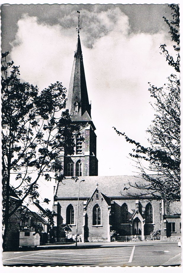 Meulebeke St Amands Kerk - Meulebeke