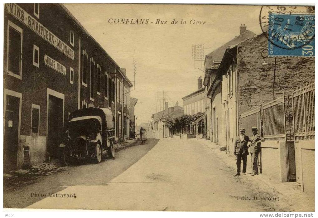 CPA (54)   CONFLANS Rue De La Gare (tres Leger Choc Coin Haut Droit) - Autres & Non Classés