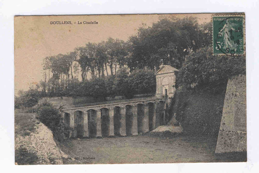 DOULLENS  La Citadelle - Doullens