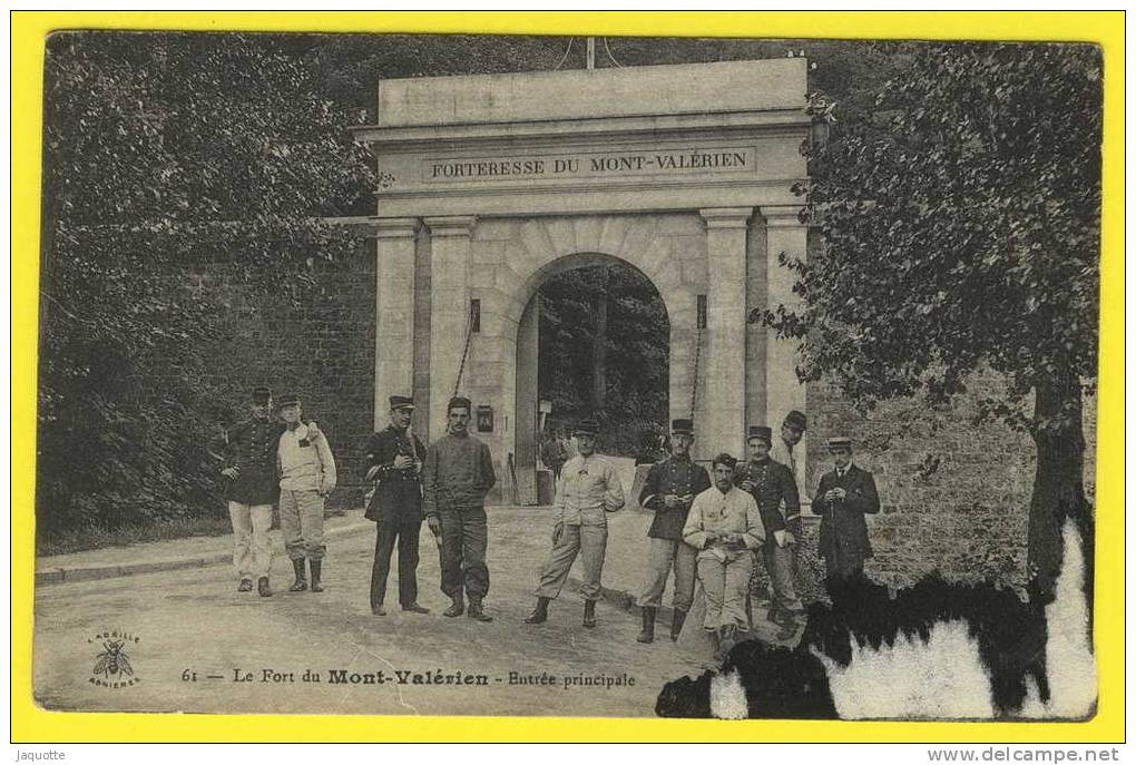 N°61 - MONT VALERIEN - Hauts De Seine - Le Fort Entrée Principale Nombreux Soldats Non Circulé édit Labeille - Mont Valerien