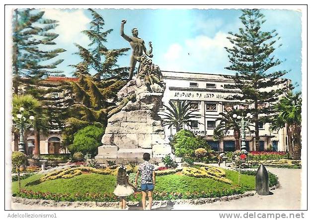 43462)cartolina Illustratoria Acireale - Piazza Garibaldi - Acireale
