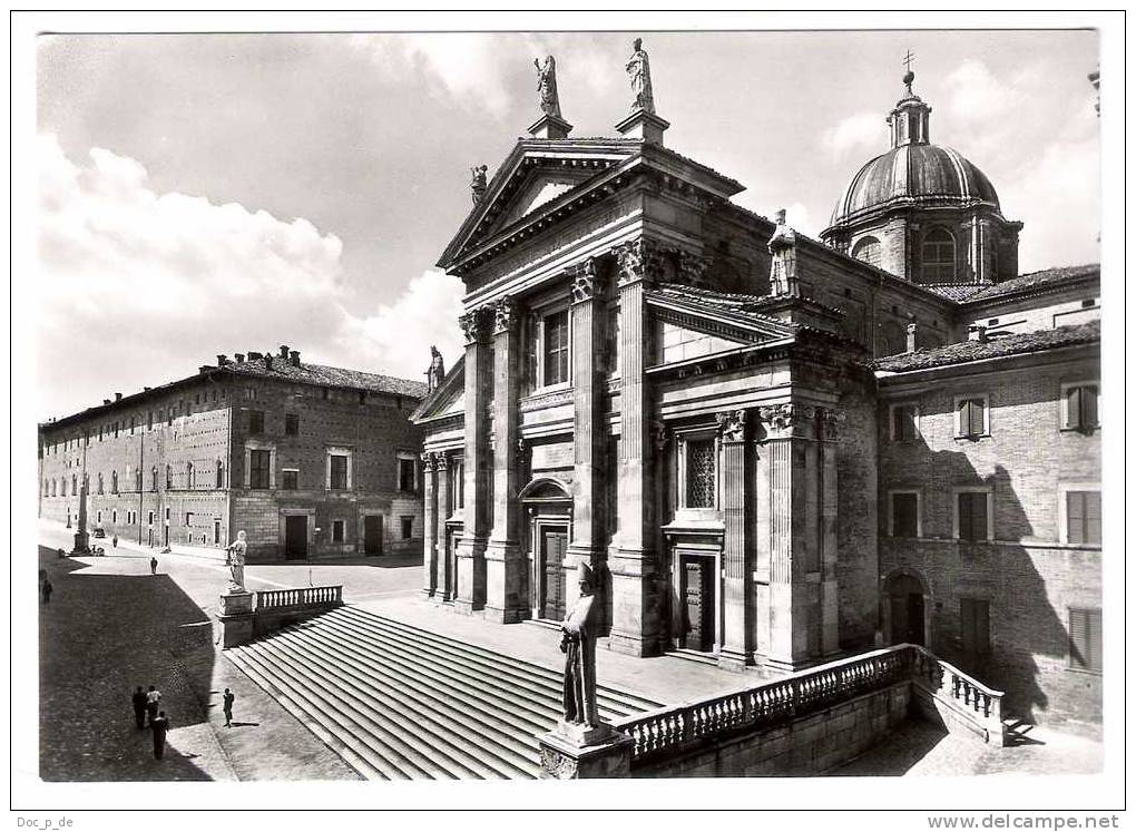 Italy - URBINO - La Cattedrale E Il Palazzo Ducale - La Cathedrale Et Le Palais Ducal - Urbino