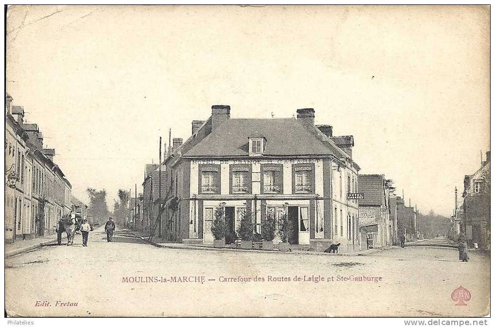 MOULINS LA MARCHE CARREFOUR DES ROUTES - Moulins La Marche