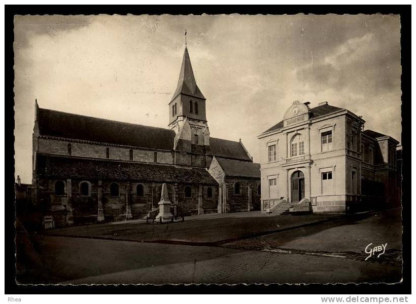 14 Thury-Harcourt Eglise Mairie D14D K14689K C14689C RH104254 - Thury Harcourt