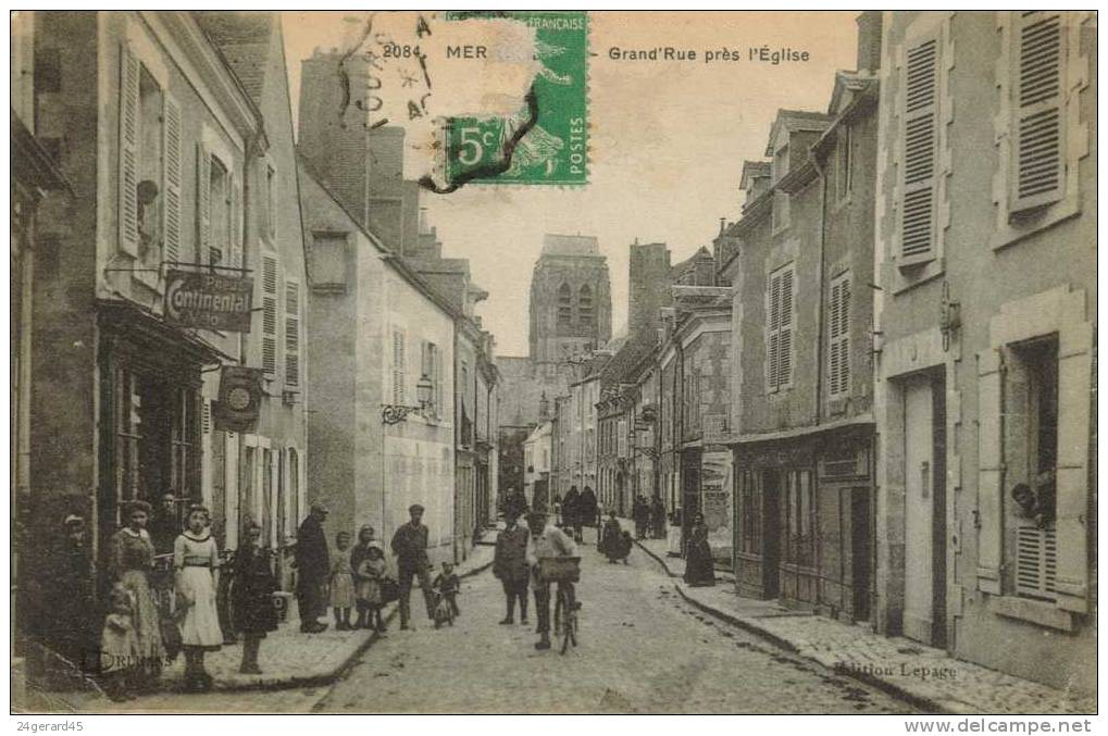 CPA MER (Loir Et Cher) - Grande Rue Près De L´église - Mer