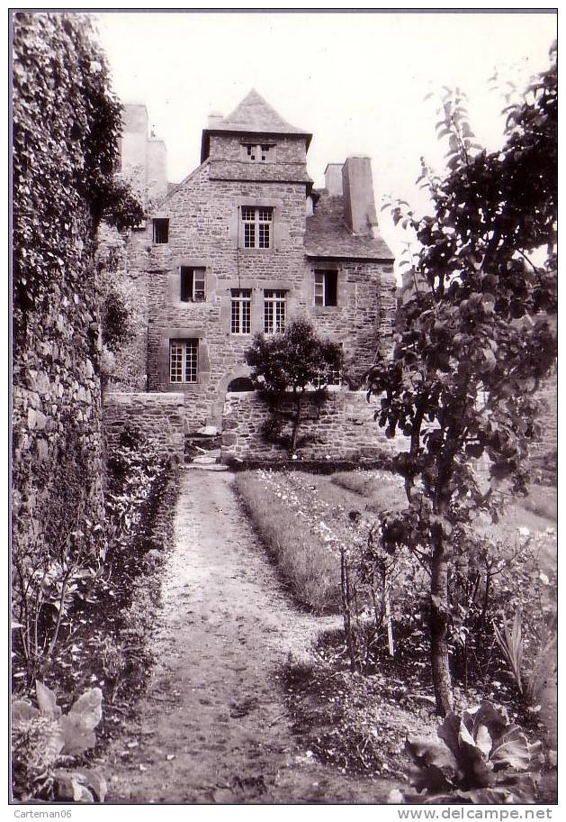 22 - Tréguier - Maison Natale De Renan - Tréguier