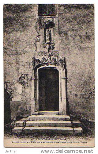 89 SAINT VALERIEN - Portail Lateral Surmonte D Une Statue De La Sainte Vierge - Saint Valerien