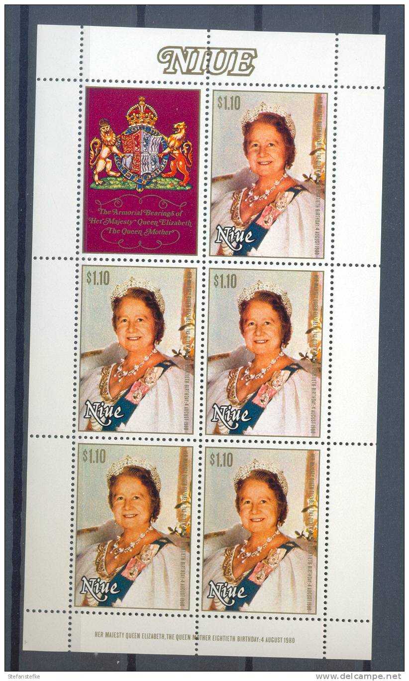 Niue 1980  Queen Mother  MNH Sheet   (zie SCAN) - Niue