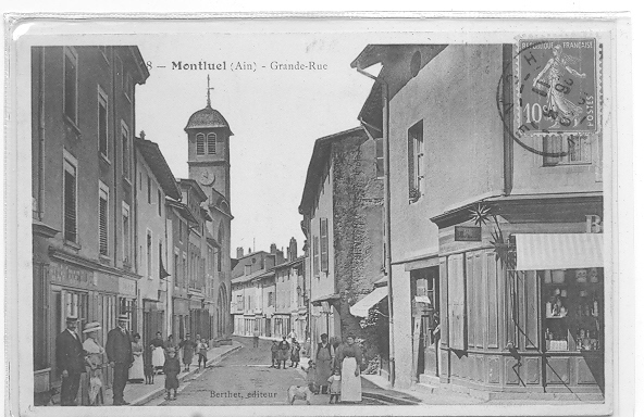 01 )) MONTLUEL - Grande Rue,  ANIMEE - Montluel