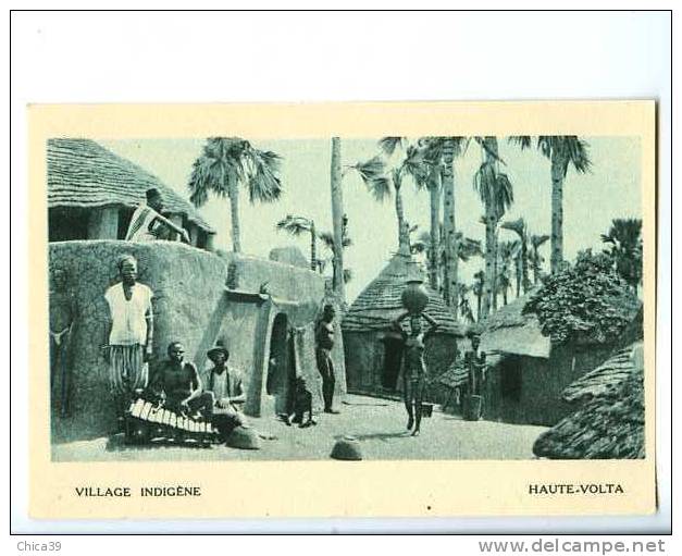 012233  -  BURKINA FASO  =  HAUE-VOLTA  -  Village Indigène - Burkina Faso