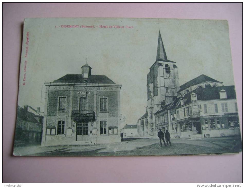 80 - OISEMONT - HOTEL DE VILLE ET PLACE - CPA VIERGE DES SALISSURES - Oisemont