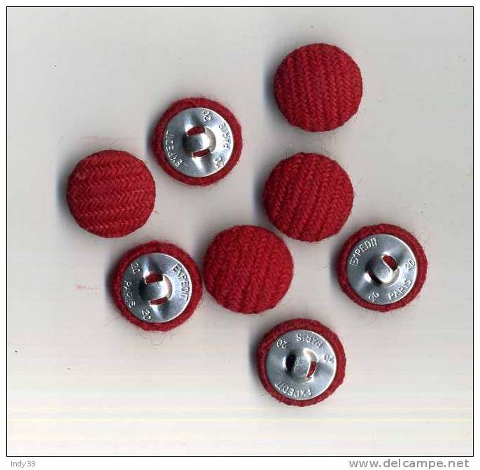 - LOT DE 8  BOUTONS TISSUS - Boutons