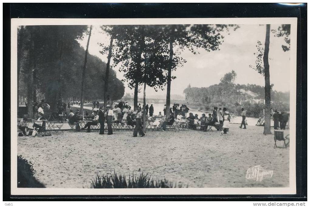 Exposition Philatelique ... 14 Septembre 1946  .. Bray Sur Seine ... La Plage - Covers & Documents